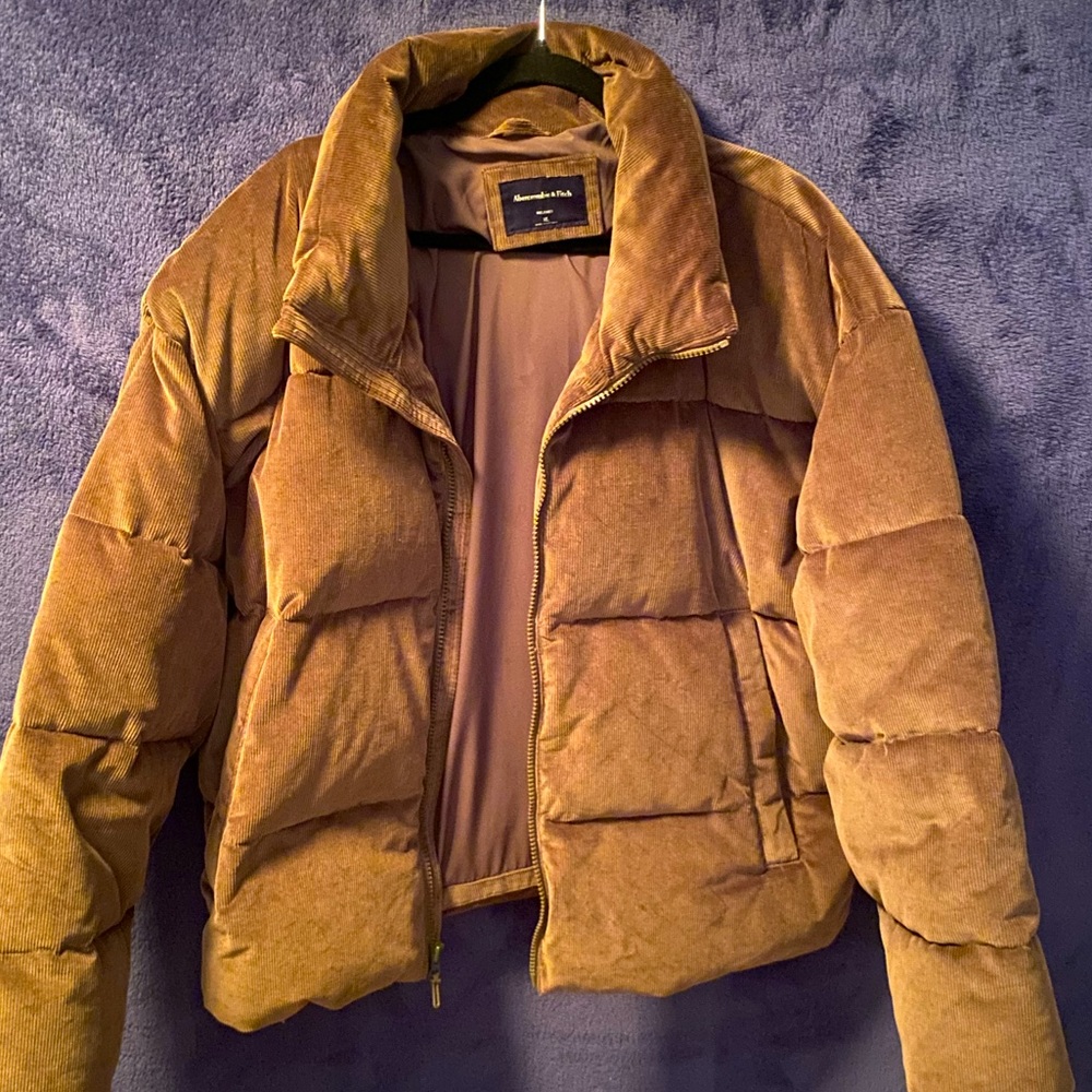 ABERCROMBIE & FITCH WINTER PUFFER